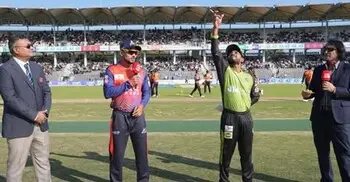 বিপিএল শুরু, টস হেরে ব্যাটিংয়ে নেমে উড়ন্ত সূচনা সিলেটের