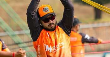 ইমনের ঝড়ে সিলেটের বোর্ডে ১৯০