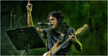 কনসার্টে ভয়াবহ হামলার জন্য যাদের দায়ী করলেন জেমস