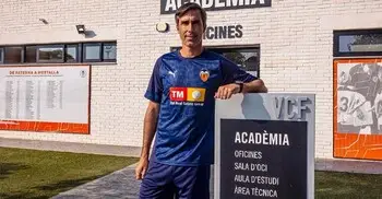 নৌ-দুর্ঘটনায় তিন সন্তানসহ নিহত স্প্যানিশ কোচ