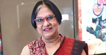 খাদ্যে বিষক্রিয়ায় হাসপাতালে নির্মাতা