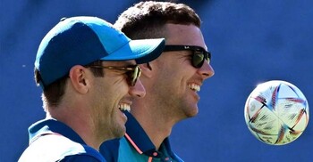 কামিন্স-হ্যাজলউডকে নিয়েই স্কোয়াড সাজাচ্ছে অস্ট্রেলিয়া