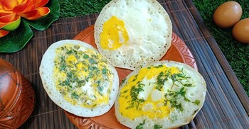 শীতের সন্ধ্যা জমুক ঝাল ঝাল ডিম চিতই