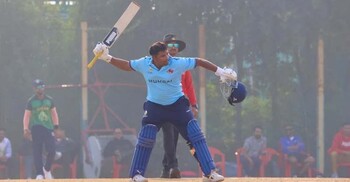 ১৪ ছক্কায় সরফরাজের ৫৭ বলে ১৫৭