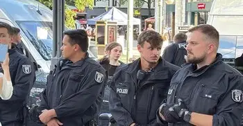 জার্মানিতে নববর্ষ উদযাপনে বহু হতাহত, গ্রেফতার ৪০০