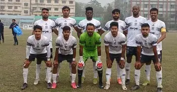 খাদের কিনারায় চ্যাম্পিয়ন মোহামেডান