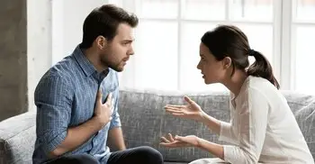 স্ত্রীর সঙ্গে ঝগড়ার সময় যেসব ভুল কখনোই করবেন না