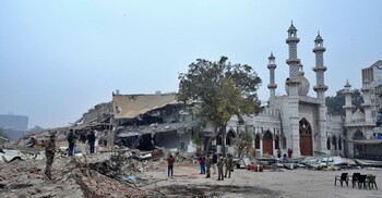 ভারতে মুসলিমরাই কেন বারবার বুলডোজার নীতির শিকার?