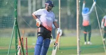 চোটে ছিটকে গেলেন রিশাভ, সুযোগ পেলেন কে?