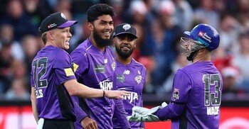 বৃষ্টিতে পণ্ড ম্যাচ, এরপরও প্লে-অফে রিশাদের হোবার্ট