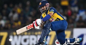 ১২ ওভারের শেষ ম্যাচে রান উৎসব, সমতায় শ্রীলঙ্কা