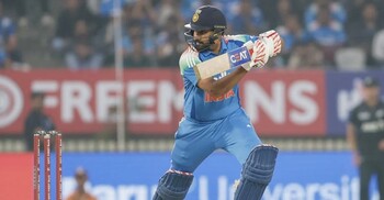 বাঁচামরার ম্যাচে ভারতকে ব্যাটিংয়ে পাঠালো নিউজিল্যান্ড