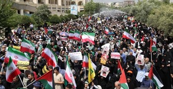 ইরানের ওপর আরও নিষেধাজ্ঞা আরোপের হুমকি দিলো জি-৭