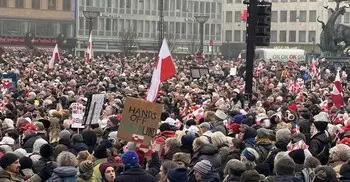 ট্রাম্পের শুল্ক আরোপের হুমকিতে ইইউ নেতাদের তীব্র প্রতিক্রিয়া