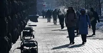 ইউক্রেনে ভয়াবহ জ্বালানি সংকট, সুযোগ থাকলে রাজধানী ছাড়ার পরামর্শ