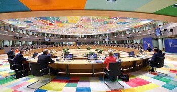 ট্রাম্পের হুমকি ‘ব্ল্যাকমেইল’ বলে পাল্টা শুল্ক আরোপের পথে ইইউ