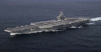 ইরানকে সামলাতে মধ্যপ্রাচ্যের দিকে রওনা দিয়েছে মার্কিন রণতরী