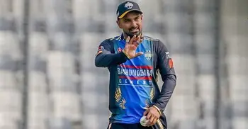 রংপুরের সমর্থক ও মালিকপক্ষের কাছে দুঃখ প্রকাশ অধিনায়কের