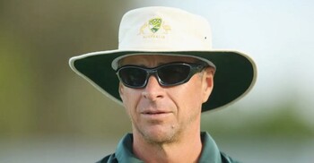 ২০ বছর পর আবার ইংল্যান্ডের পেস বোলিং কোচের দায়িত্বে কুলি