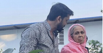 ‘মা, আমার জন্য একটু দোয়া করো’