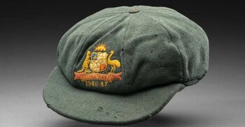 নিলামে রেকর্ড দামে বিক্রি ব্র্যাডম্যানের ঐতিহাসিক ব্যাগি গ্রিন