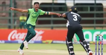 নিউজিল্যান্ডকে বড় ব্যবধানে হারালো পাকিস্তান