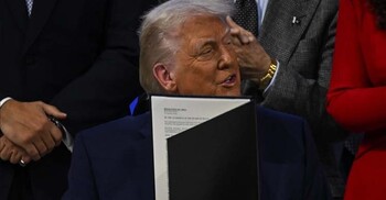 পারমাণবিক হুমকি নেই, তবুও ইরানে হামলার পরিকল্পনা ট্রাম্পের