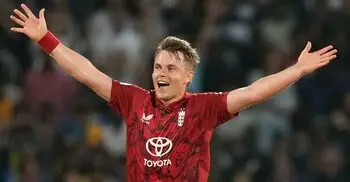 কারানের হ্যাটট্রিকে সিরিজে এগিয়ে গেলো ইংল্যান্ড