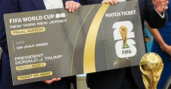 বিশ্বকাপ ফুটবলের ফাইনাল দেখতে চান? ২৮ কোটি টাকা নিয়ে তৈরি থাকুন!