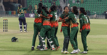 Ritu Moni help Bangladesh to a precious win over Ireland