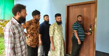 ঋণ দেওয়ার প্রলোভনে কোটি টাকা নিয়ে উধাও ‘তিশা ফাউন্ডেশন’