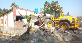 তিস্তা ব্যারাজের ৪৭ অবৈধ স্থাপনা উচ্ছেদ