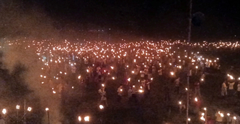 মেগা প্রকল্প বাস্তবায়ন দাবিতে তিস্তার তীরে মশাল প্রজ্বলন