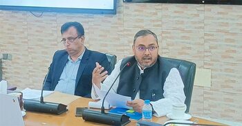 বাণিজ্য সম্পর্ক বাড়াতে কাজ করছে মন্ত্রণালয়: প্রতিমন্ত্রী