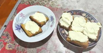 ৮০ বছর আগের এক আনার মাখন টোস্টের দাম এখন ৫০ টাকা