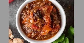 টমেটো-বরইয়ের চাটনি তৈরি করবেন যেভাবে