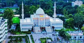 সৌন্দর্যে মোড়ানো আল-আমান বাহেলা মসজিদ