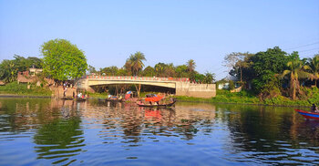 ঢাকার কাছেই গ্রামের ছোঁয়া পেতে দাশেরকান্দি-কায়েতপাড়ায়
