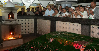 Tarique visits Shahjalal's shrine