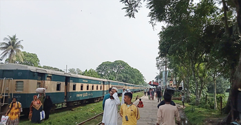 কিশোরগঞ্জে ৫ ঘণ্টা পর ট্রেন চলাচল স্বাভাবিক