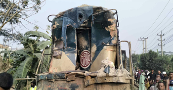 4 killed as train hits sand-laden truck in Mymensingh