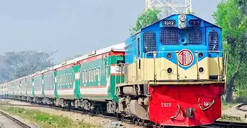 বিএনপি নেতাকর্মীদের বহনে ১০ রুটে চলবে স্পেশাল ট্রেন