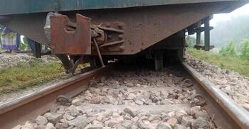 ভৈরবে বগি লাইনচ্যুত, ঢাকা-সিলেট-চট্টগ্রাম রুটে ট্রেন চলাচল বন্ধ