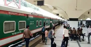 ঈদযাত্রায় ট্রেনের অগ্রিম টিকিট বিক্রি শুরু