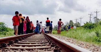 মিরসরাইয়ে ট্রেনে কাটা পড়ে প্রাণ গেলো কিশোরের