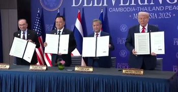 ট্রাম্পের সামনে শান্তিচুক্তিতে সই করলো থাইল্যান্ড-কম্বোডিয়া