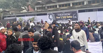 টিএসসিতে খালেদা জিয়ার জন্য দোয়া-মাহফিল, ছাত্রদল নেতাকর্মীদের ঢল