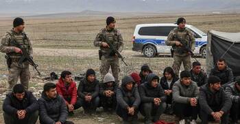 তুরস্কে সাঁড়াশি অভিযানে আটক ৪৭৮ অবৈধ অভিবাসী