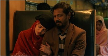 আলোচনায় এগিয়ে ‘প্রেশার কুকার’ ছবির গান ‘বড়াই করে’