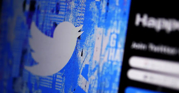 Twitter begins removing blue checks from users who don’t pay